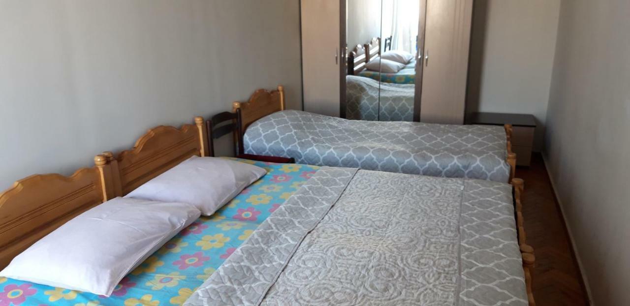 Naira Apartment Batumi Exterior foto